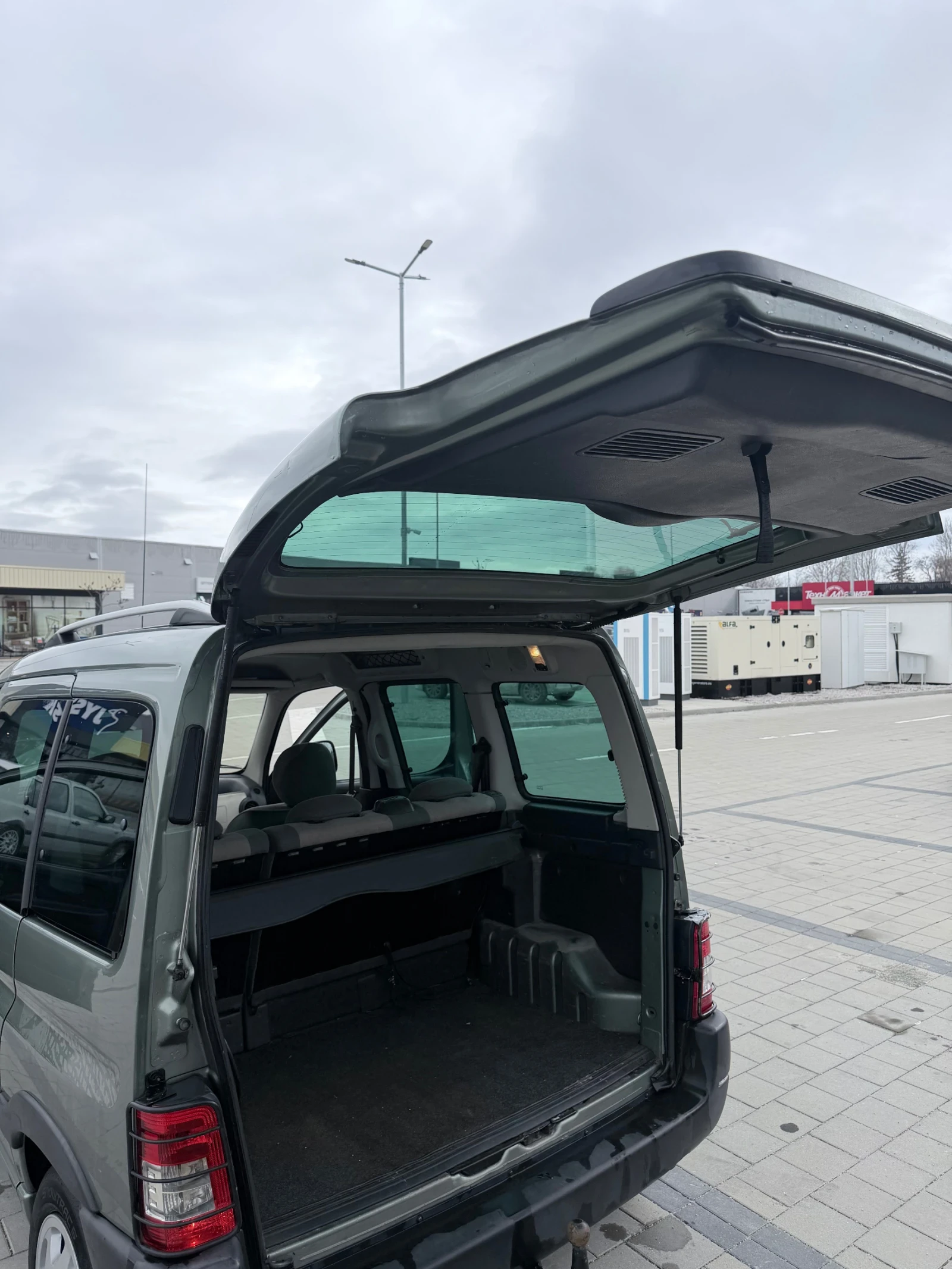 Peugeot Partner 1.6 ������ | 110 �.�. | ������� ��������� | Mobile.bg � ����������� 8