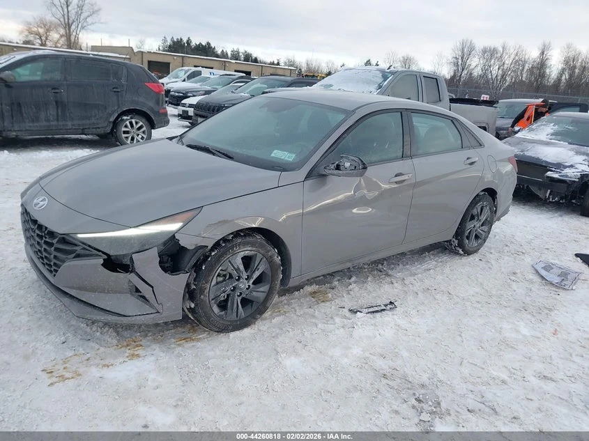 Hyundai Elantra 2l Sel, снимка 2 - Автомобили и джипове - 53885496