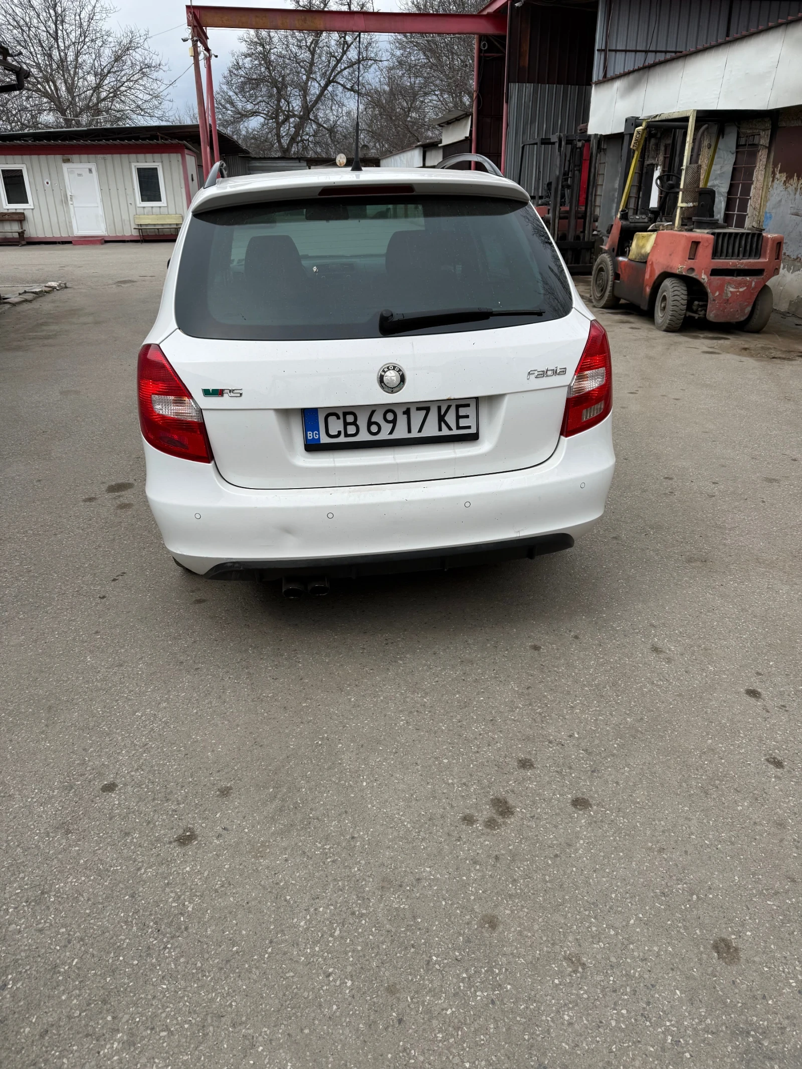 Skoda Fabia, снимка 3 - Автомобили и джипове - 53889820