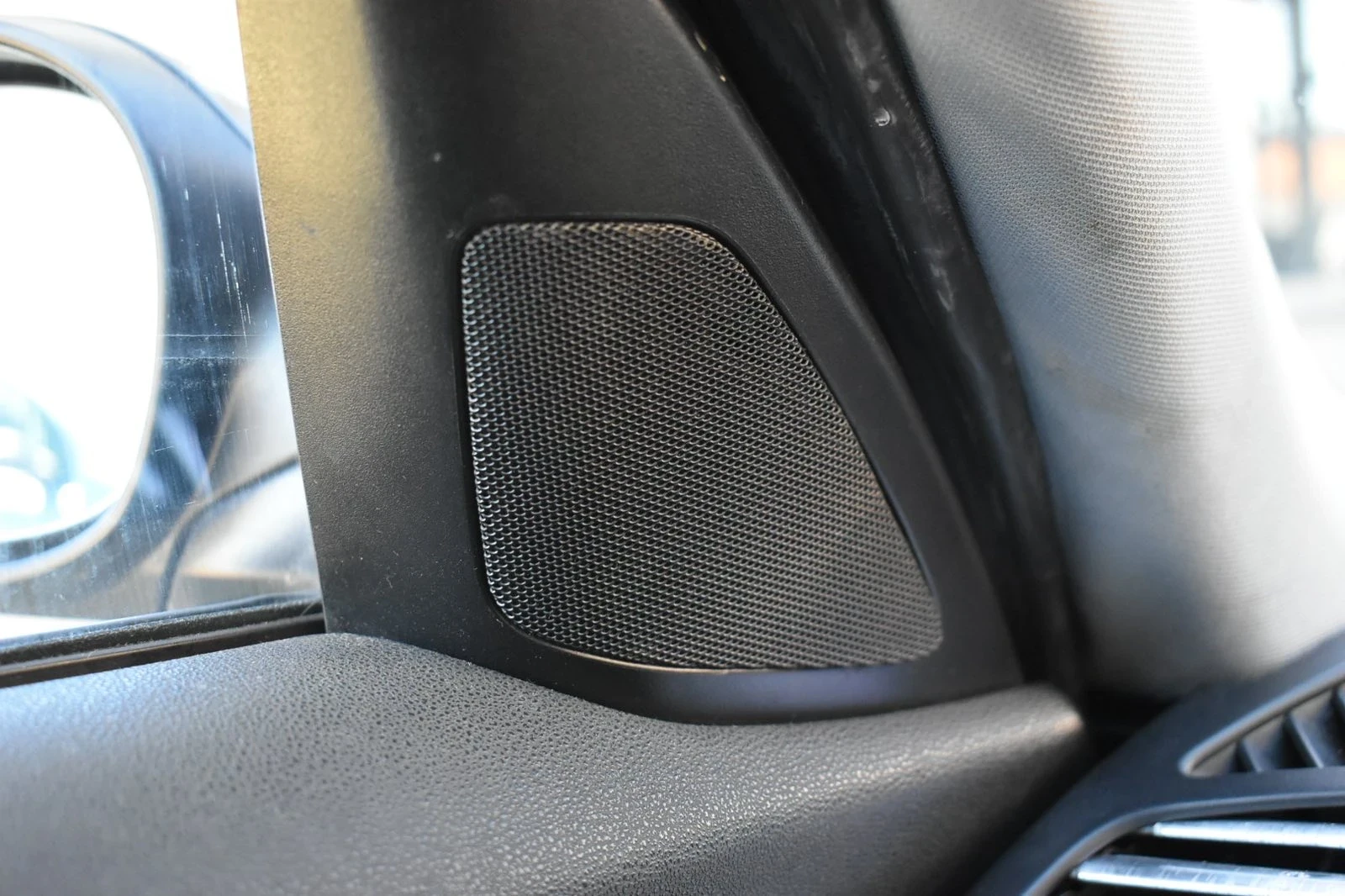 BMW 118, снимка 16 - Автомобили и джипове - 54129077