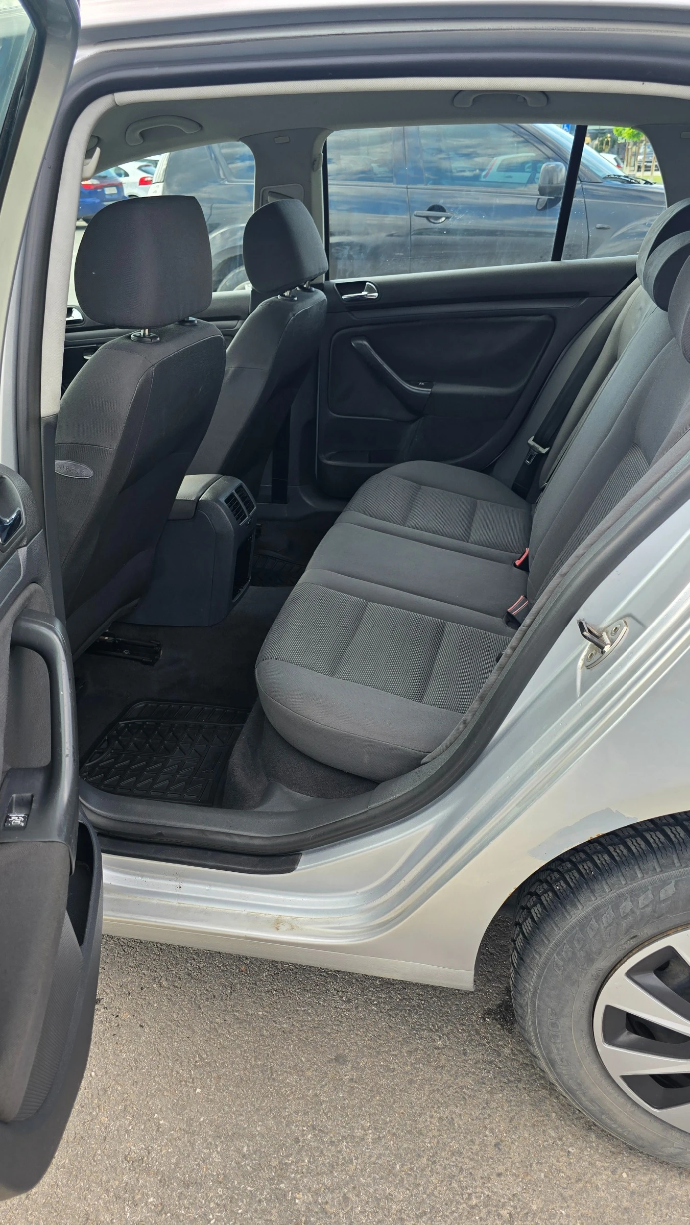 VW Golf, снимка 7 - Автомобили и джипове - 54946964