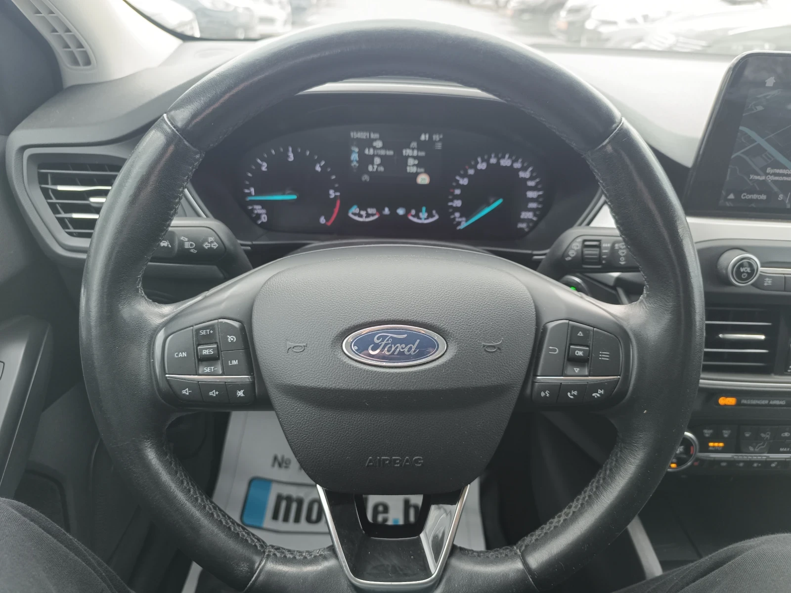 Ford Focus 1.5 tdci * Навигация * Климатроник * Автопилот * , снимка 11 - Автомобили и джипове - 54986538