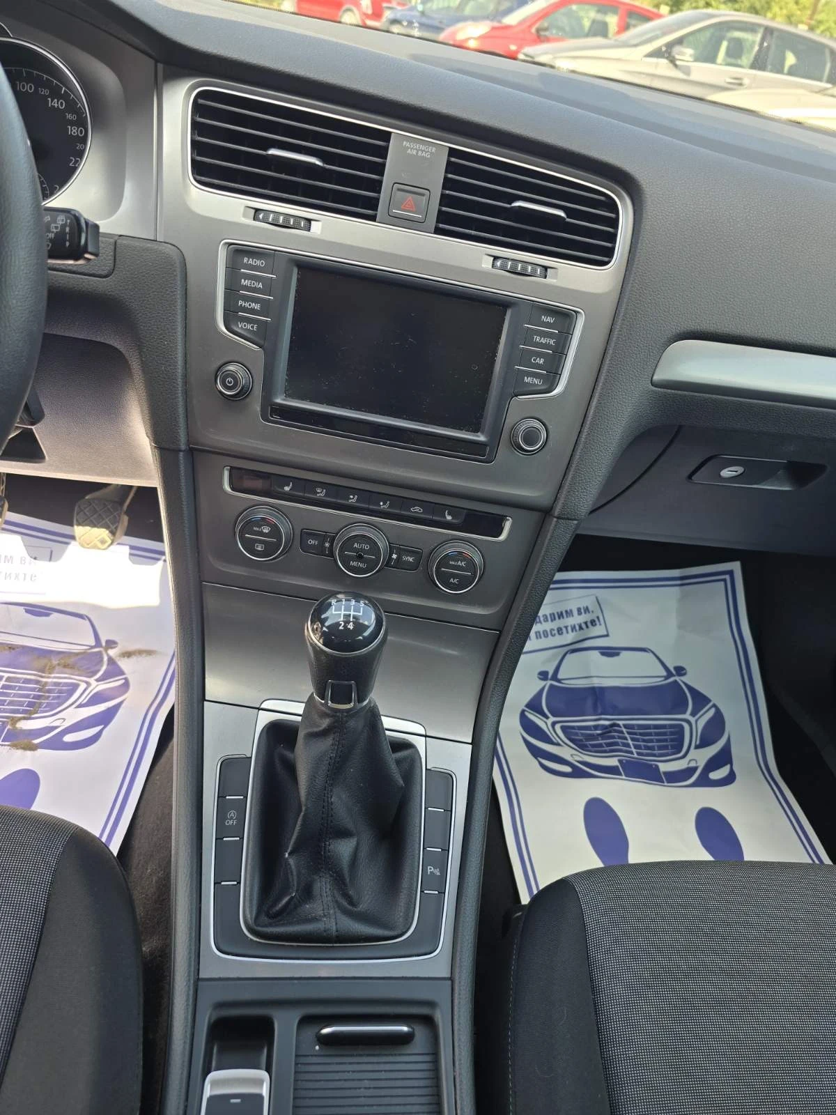 VW Golf, снимка 11 - Автомобили и джипове - 55591335