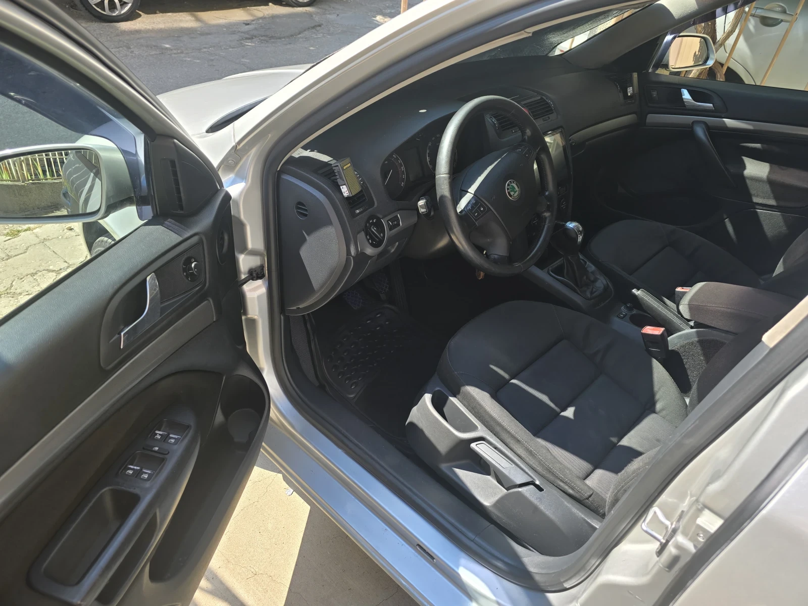 Skoda Octavia 1.9 105 , снимка 17 - Автомобили и джипове - 55607538