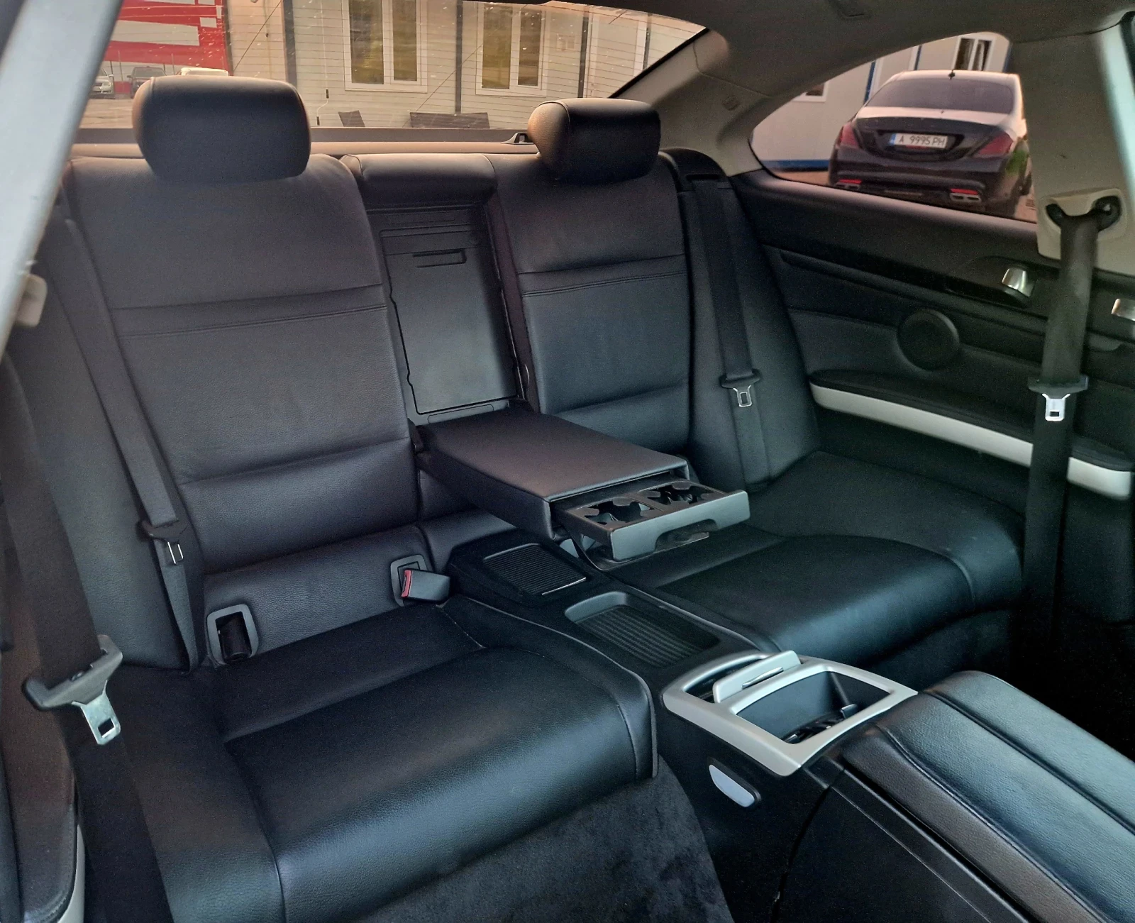 BMW 320 Регистриран / Бартер / Лизинг , снимка 16 - Автомобили и джипове - 55622838