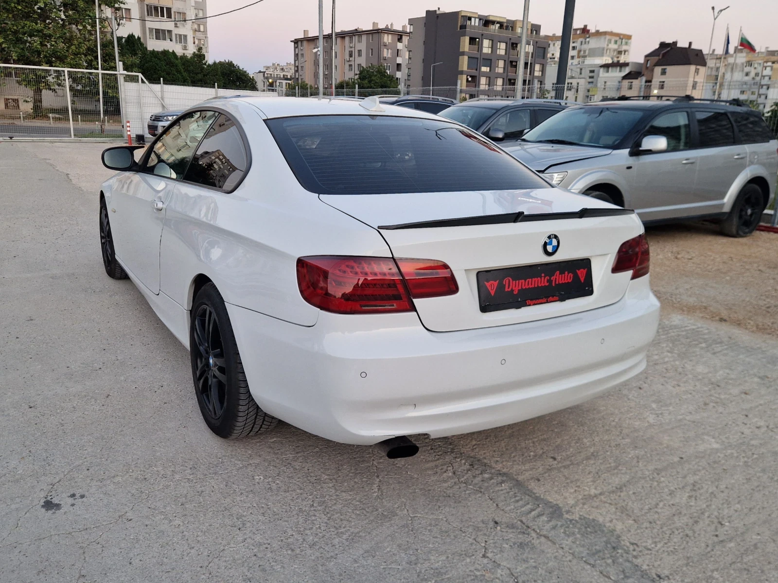 BMW 320 Регистриран / Бартер / Лизинг , снимка 4 - Автомобили и джипове - 55622838