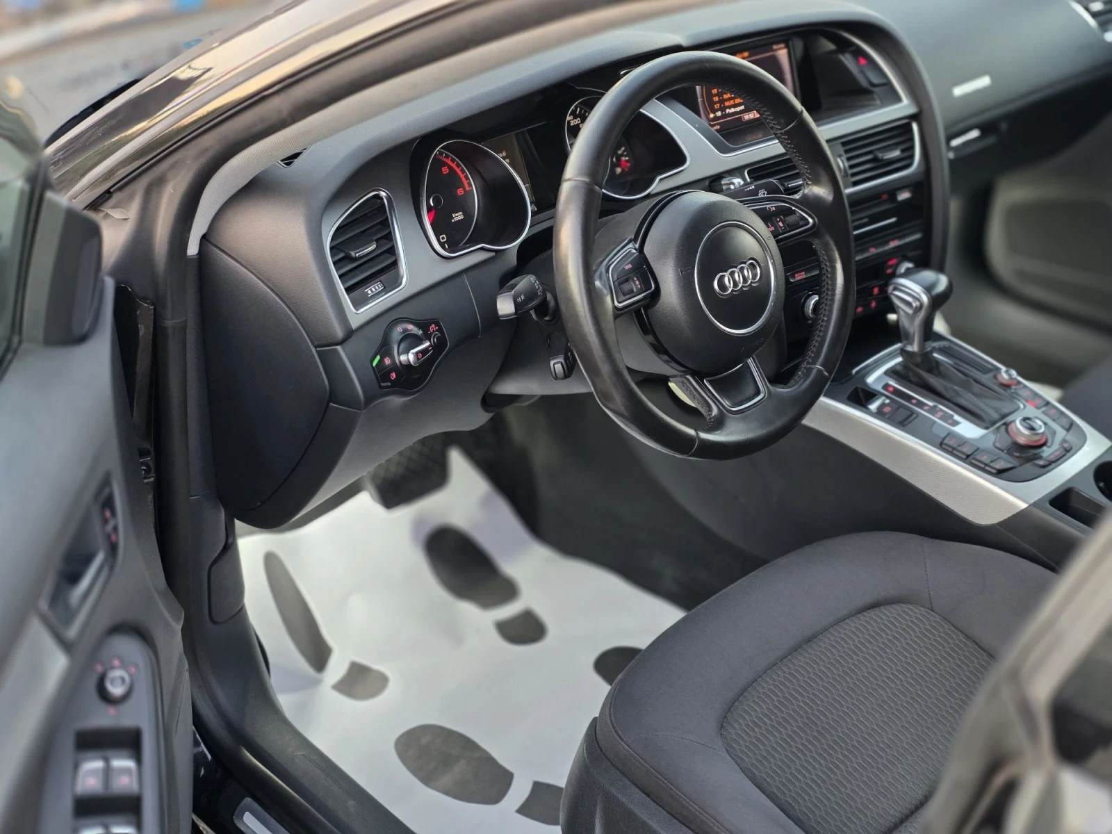 Audi A5 2.0 TDI 177 k.c. * Quattro* Facelift Собствен Лизи, снимка 9 - Автомобили и джипове - 55742848
