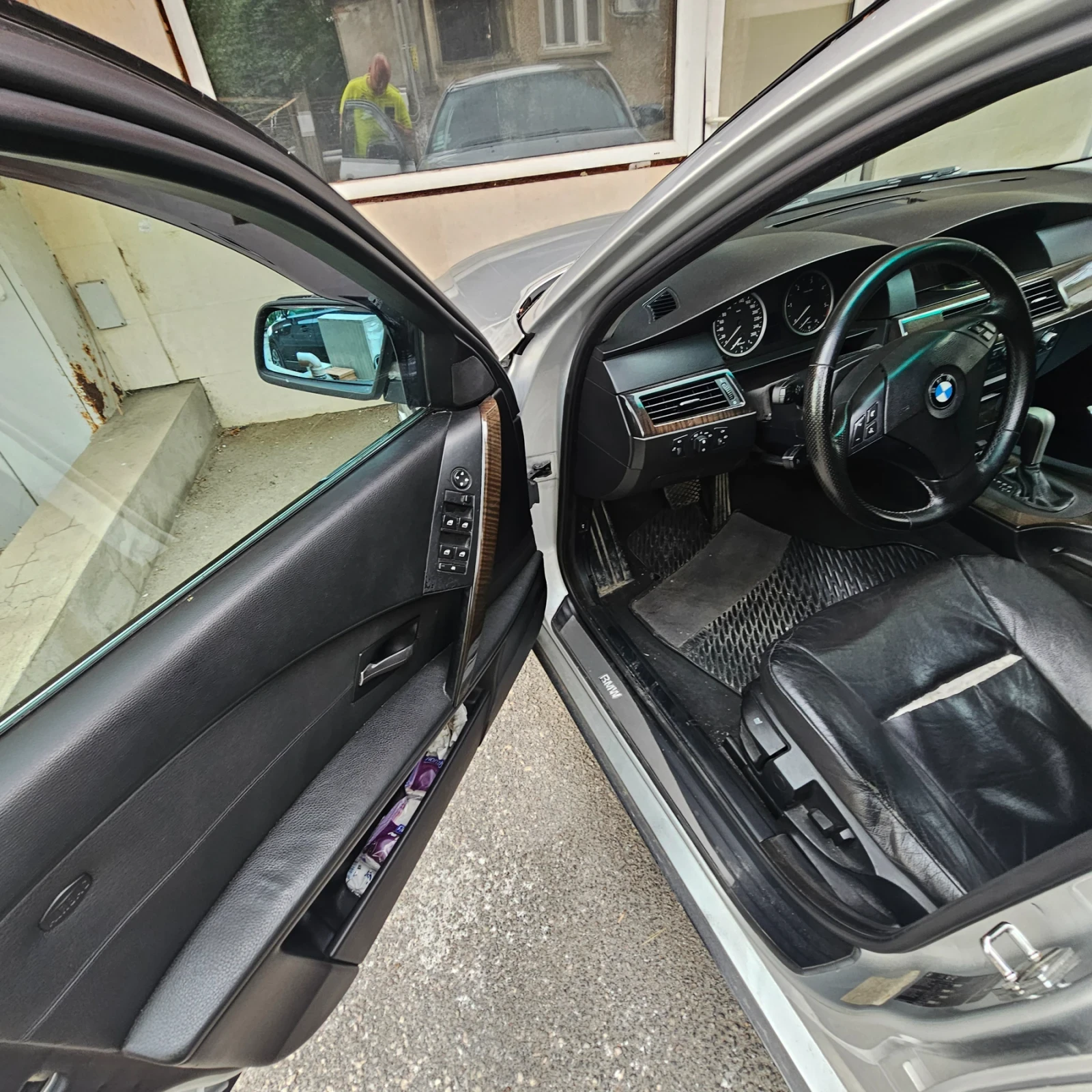 BMW 525, снимка 8 - Автомобили и джипове - 55767438