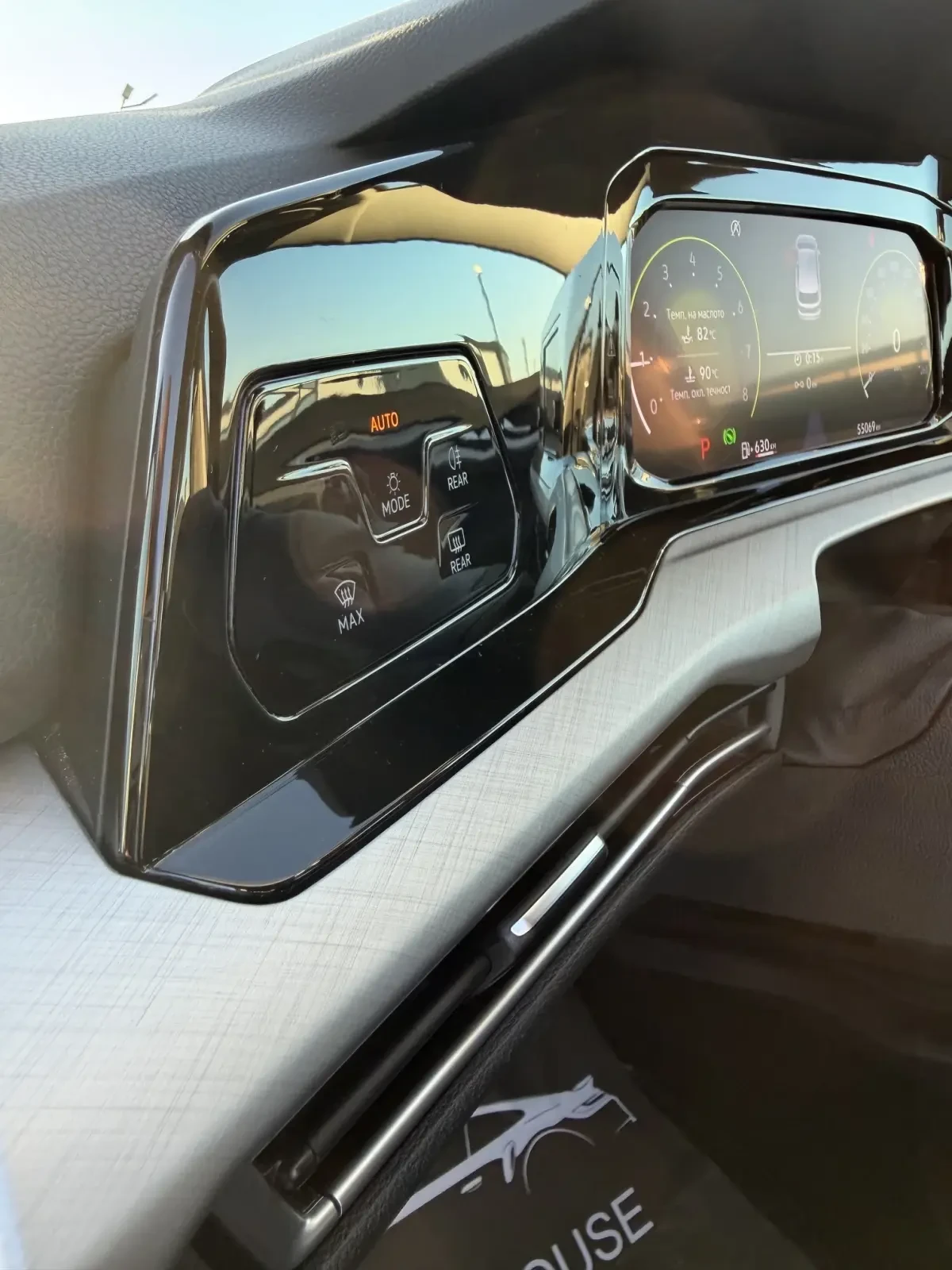 VW Golf 1.5 TSI / 150 к.с. / DSG / 8 Life , снимка 9 - Автомобили и джипове - 55970253