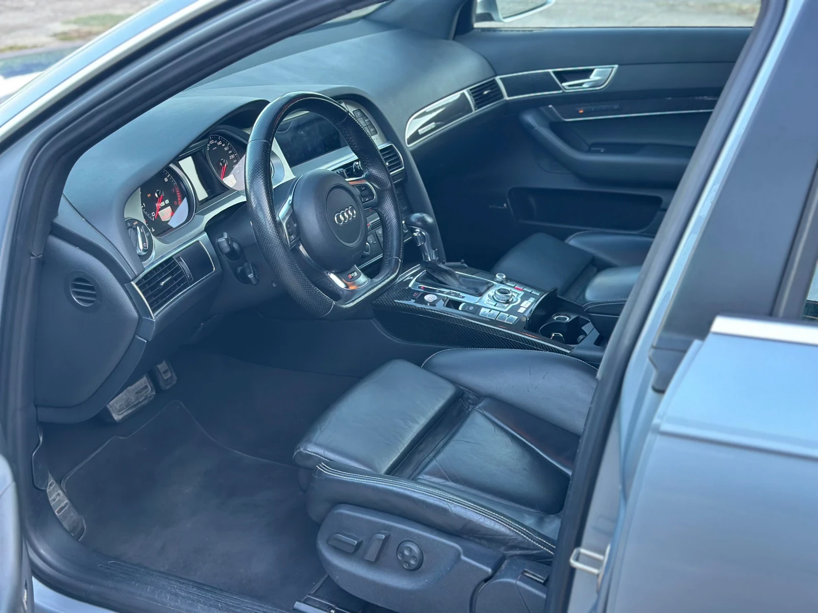 Audi Rs6, снимка 9 - Автомобили и джипове - 56145711