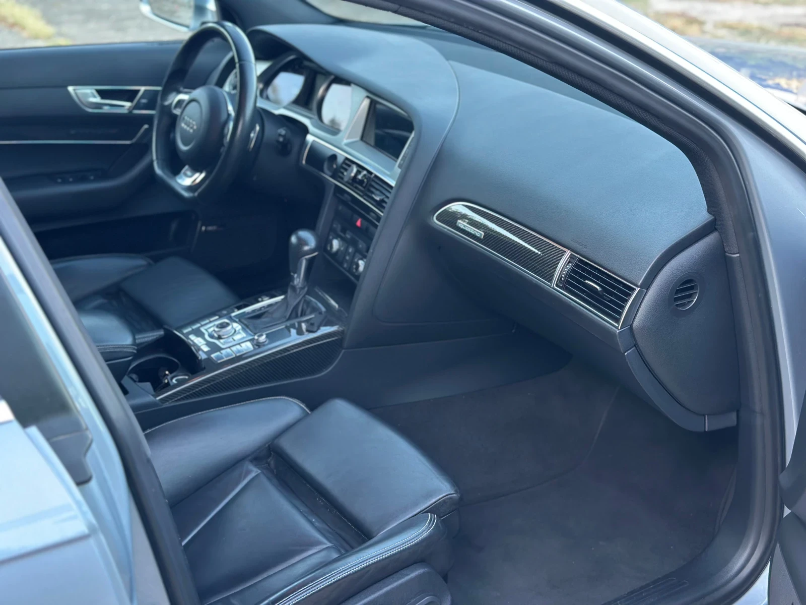 Audi Rs6, снимка 13 - Автомобили и джипове - 56145711