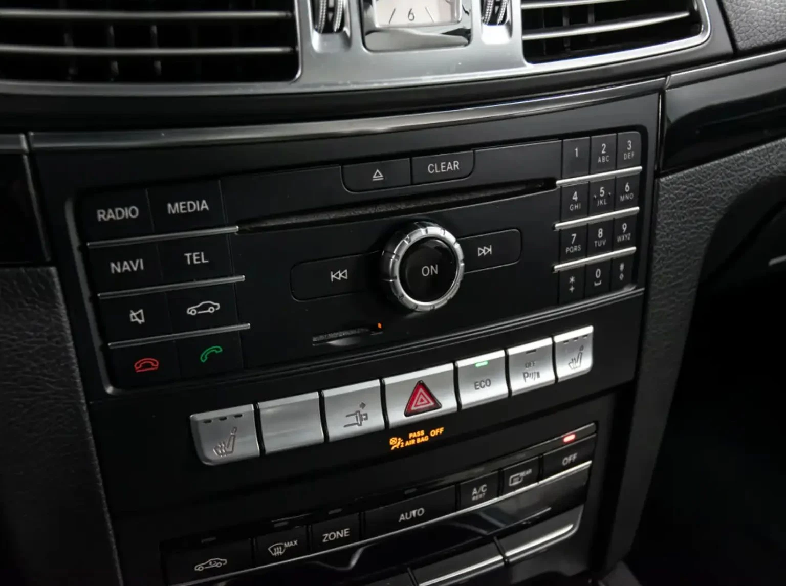 Mercedes-Benz E 400, снимка 11 - Автомобили и джипове - 56689621
