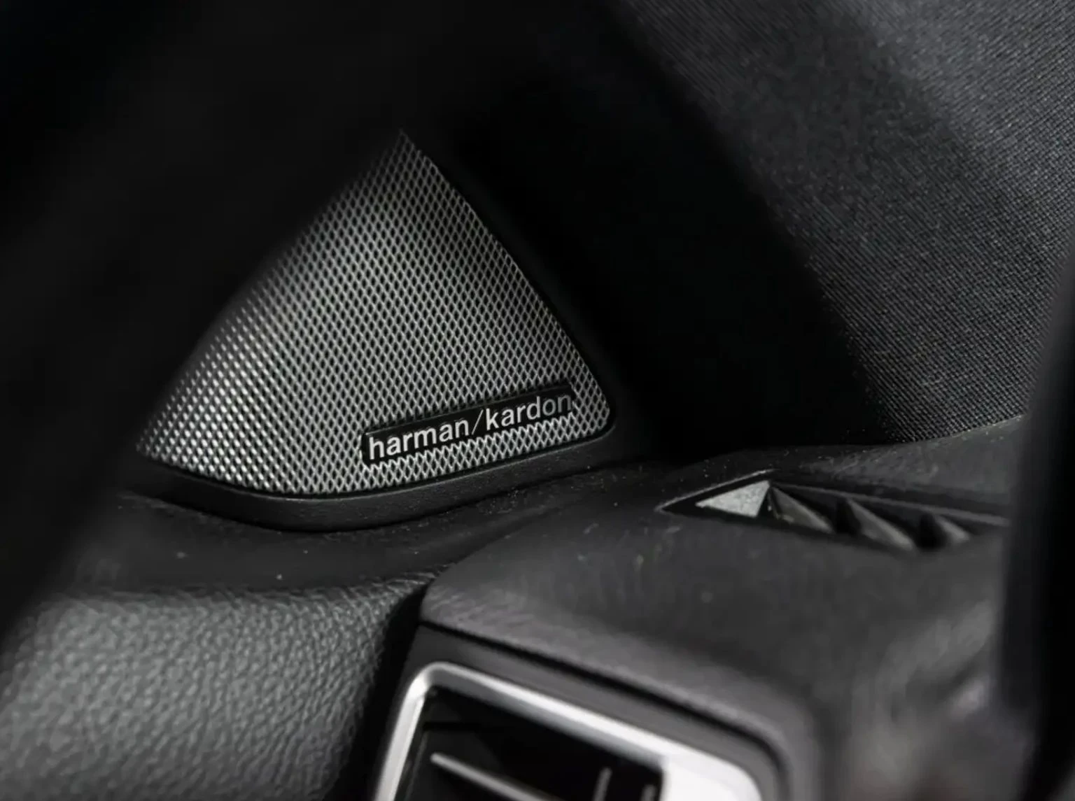 Mercedes-Benz E 400, снимка 14 - Автомобили и джипове - 56689621