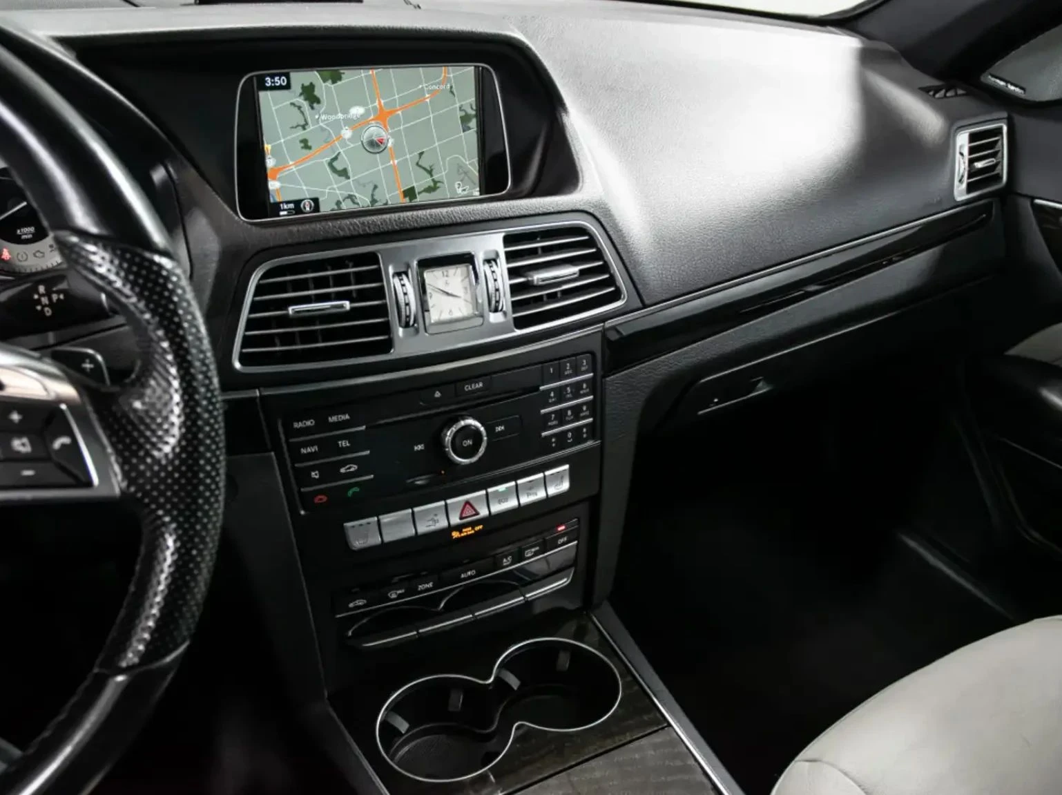 Mercedes-Benz E 400, снимка 9 - Автомобили и джипове - 56689621