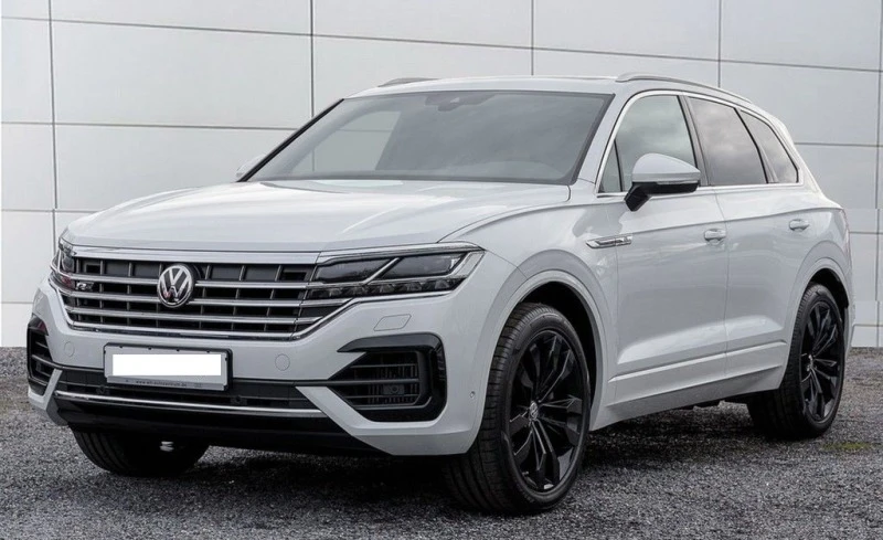 VW Touareg 3.0 TSI R-Line, снимка 1 - Автомобили и джипове - 9805263