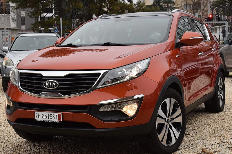 Kia Sportage 2.0ШВЕЙЦАРИЯ/185к/4x4/АВТОМАТИК/КОЖА/НАВИ/ПАНОРАМА, снимка 1 - Автомобили и джипове - 48284982