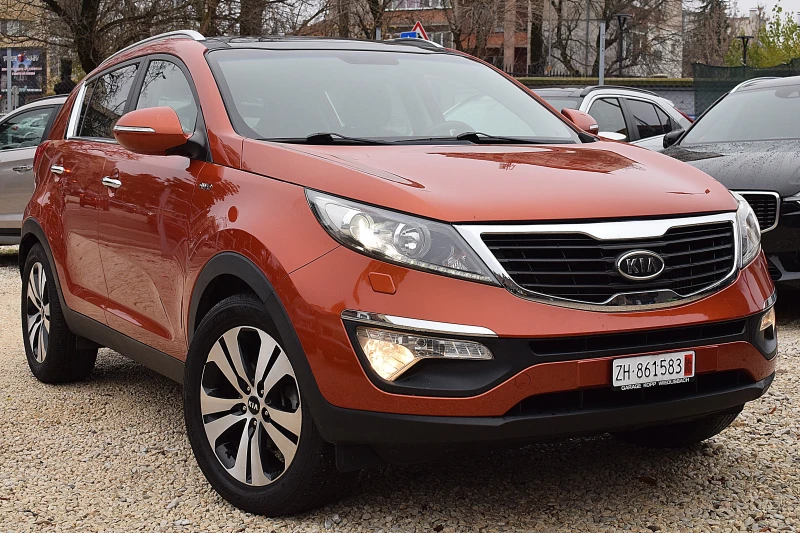 Kia Sportage 2.0ШВЕЙЦАРИЯ/185к/4x4/АВТОМАТИК/КОЖА/НАВИ/ПАНОРАМА, снимка 3 - Автомобили и джипове - 48284982