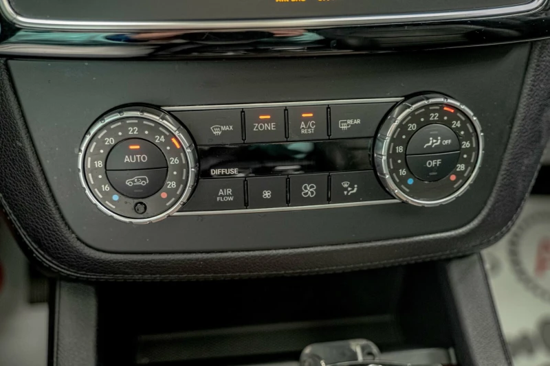 Mercedes-Benz GLS 500 AMG/4Matic/Harman Kardon/Panorama/RSE/Камера 360/О, снимка 16 - Автомобили и джипове - 52190378