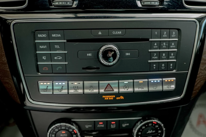 Mercedes-Benz GLS 500 AMG/4Matic/Harman Kardon/Panorama/RSE/Камера 360/О, снимка 13 - Автомобили и джипове - 52190378