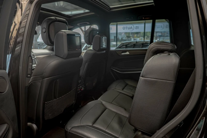 Mercedes-Benz GLS 500 AMG/4Matic/Harman Kardon/Panorama/RSE/Камера 360/О, снимка 10 - Автомобили и джипове - 52190378