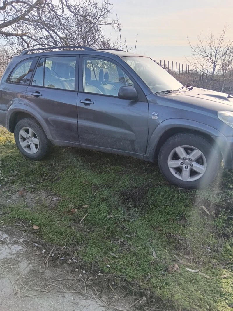 Toyota Rav4, снимка 7 - Автомобили и джипове - 52849331