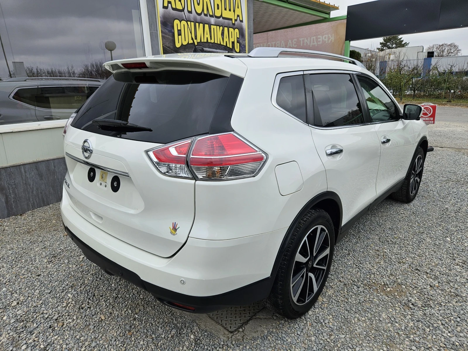 Nissan X-trail 1.6D - изображение 6