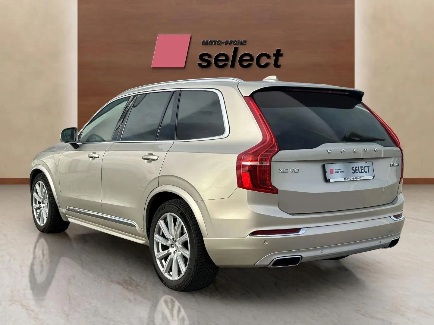 Volvo Xc90 2.0 D5 - изображение 7