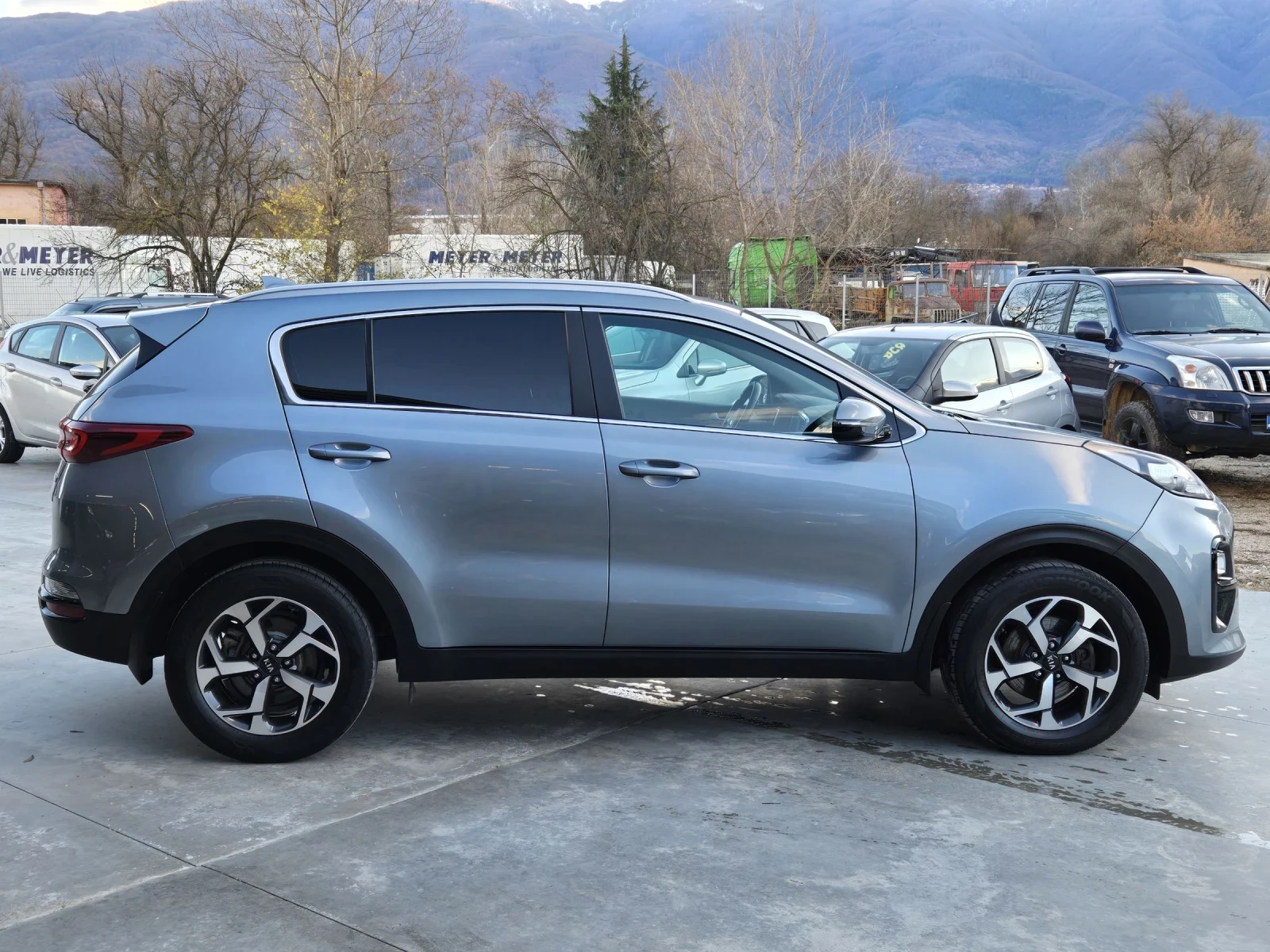 Kia Sportage 1.6 CRDI / DCT / Facelift / 139000km - изображение 8