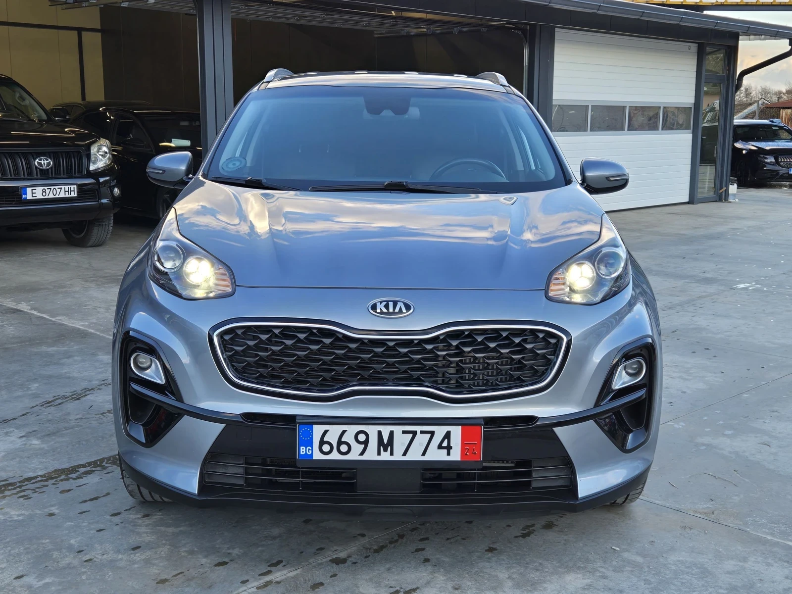 Kia Sportage 1.6 CRDI / DCT / Facelift / 139000km - изображение 2