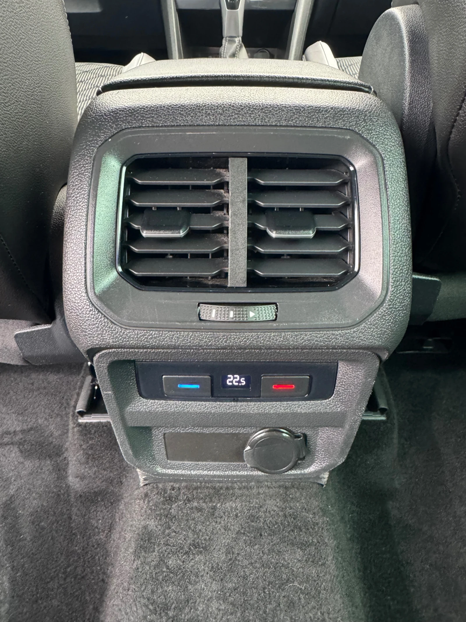 VW Tiguan 2.0 TDI* R-Line* DSG* 4Motion | Mobile.bg   12