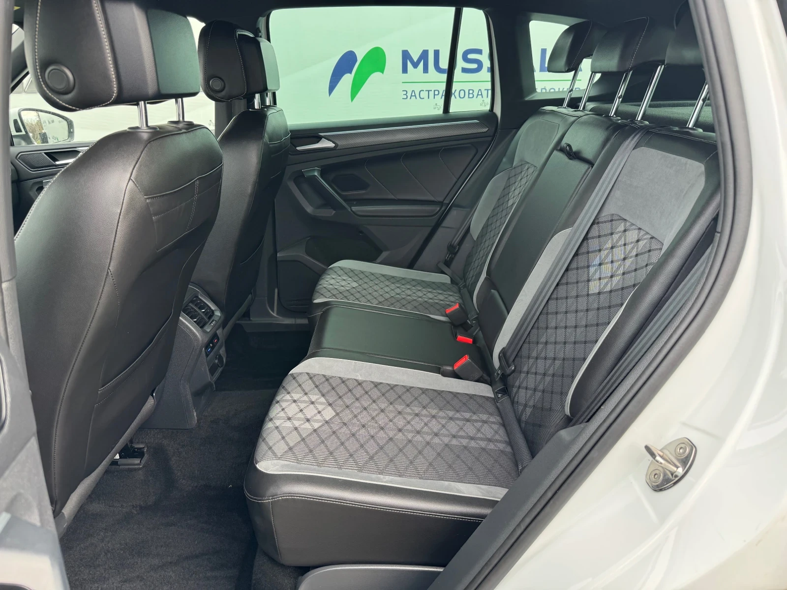 VW Tiguan 2.0 TDI* R-Line* DSG* 4Motion | Mobile.bg   11