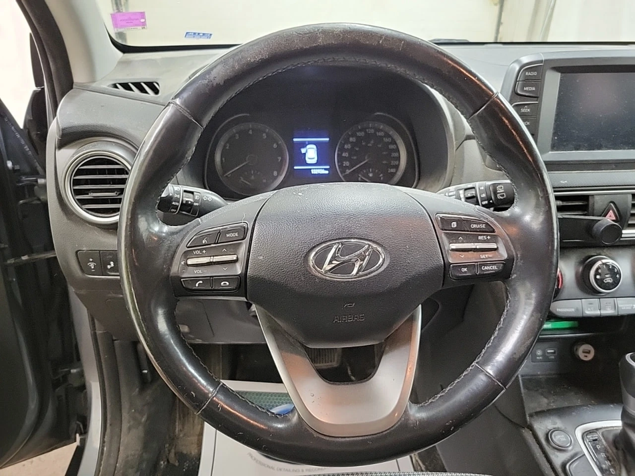 Hyundai Kona * CARFAX * АВТО КРЕДИТ * ЦЕНА ДО БГ! - изображение 10