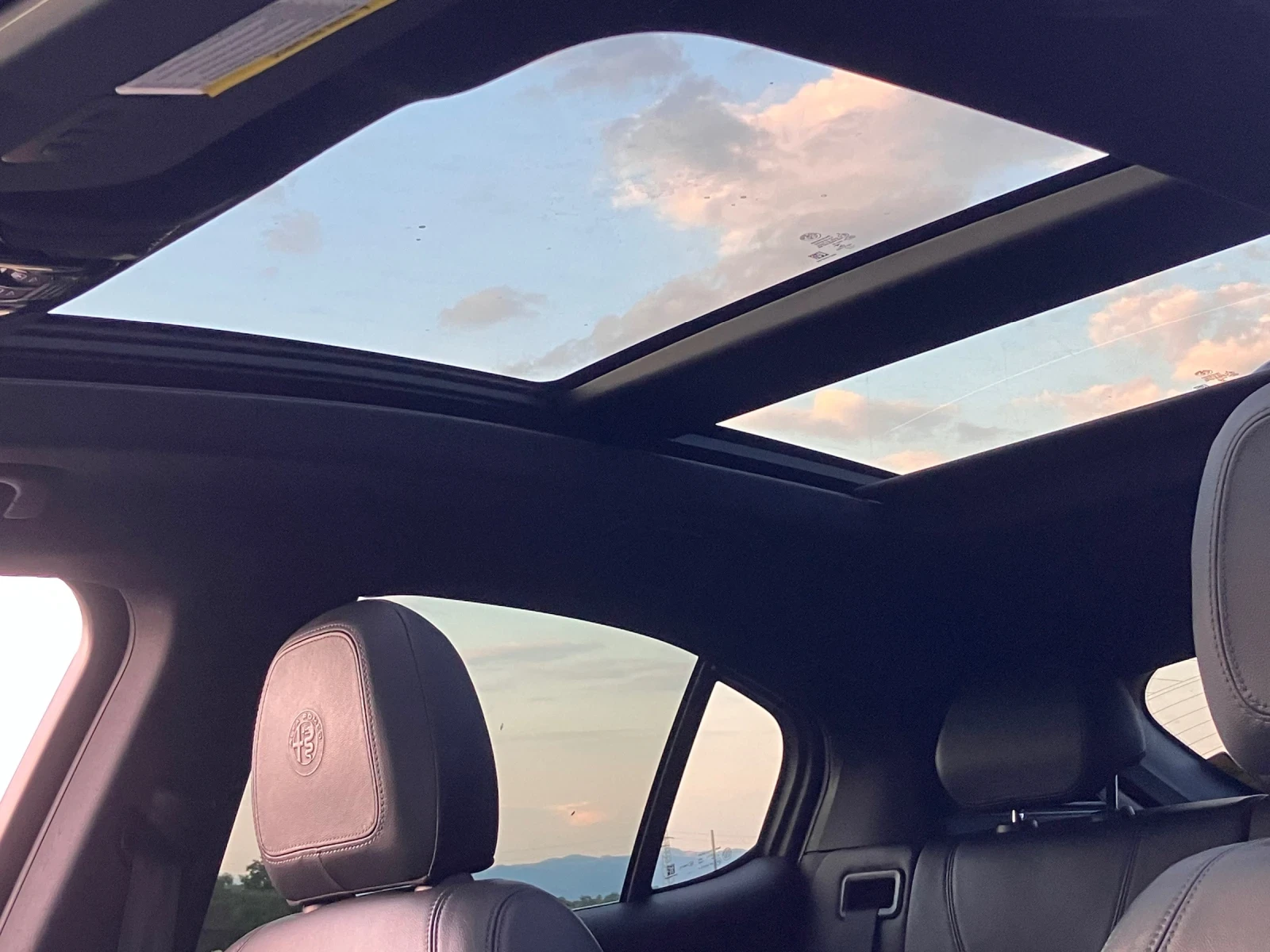 Alfa Romeo Stelvio TI-sport, Q4 | Mobile.bg   14