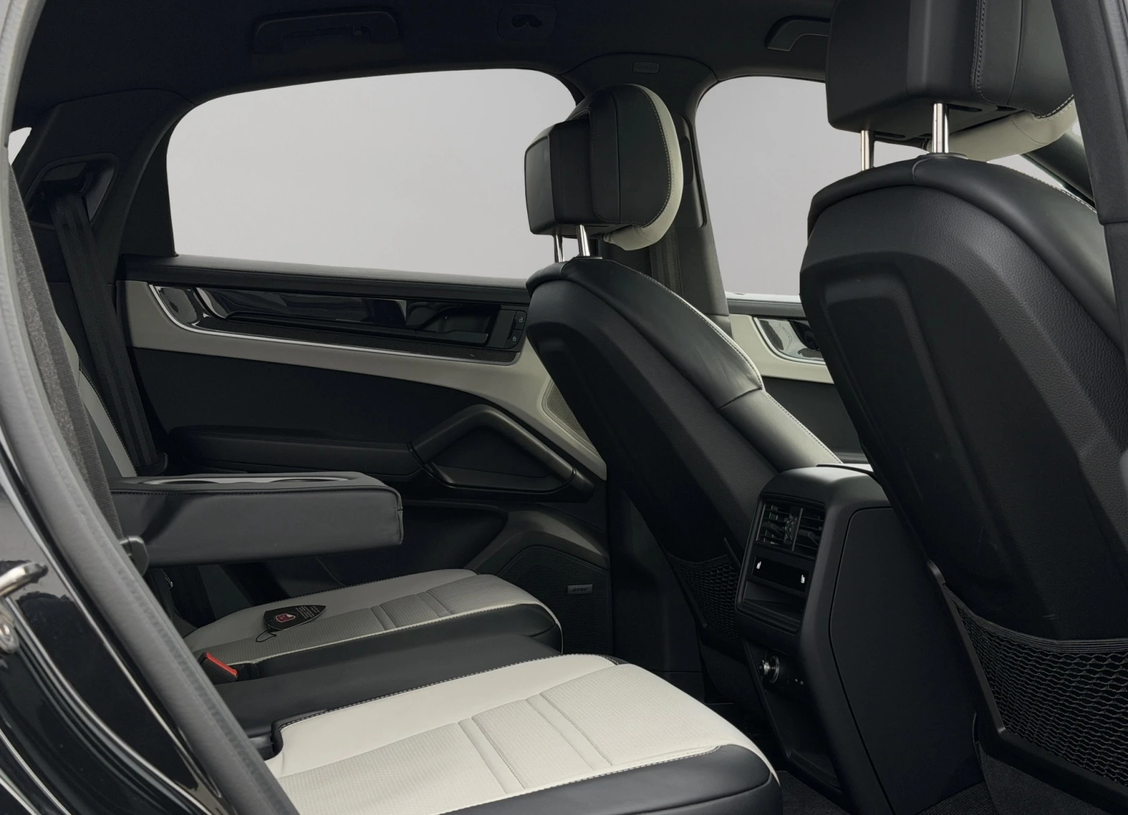 Porsche Cayenne E-Hybrid Coupe - изображение 8