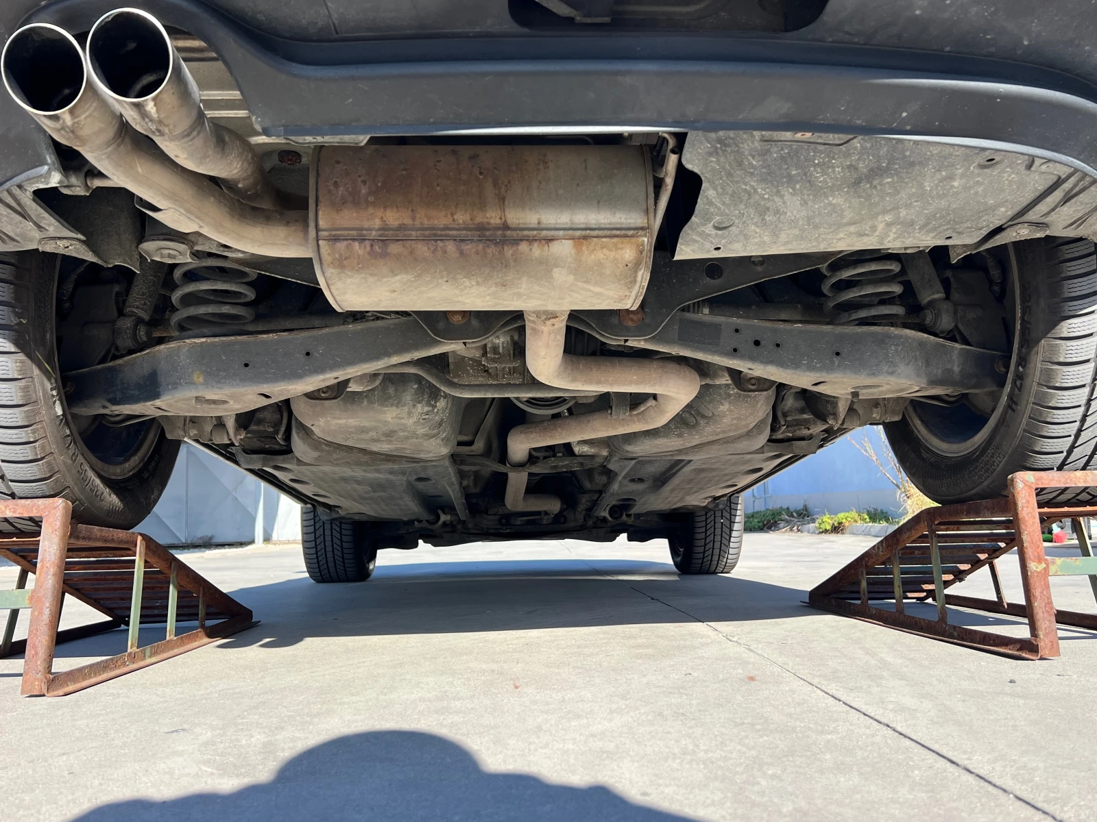 VW Tiguan 2.0TDI, 4-MOTION, NAVI+ CAMERA, PANO, KEY-GO, LED,, снимка 8 - Автомобили и джипове - 53784180