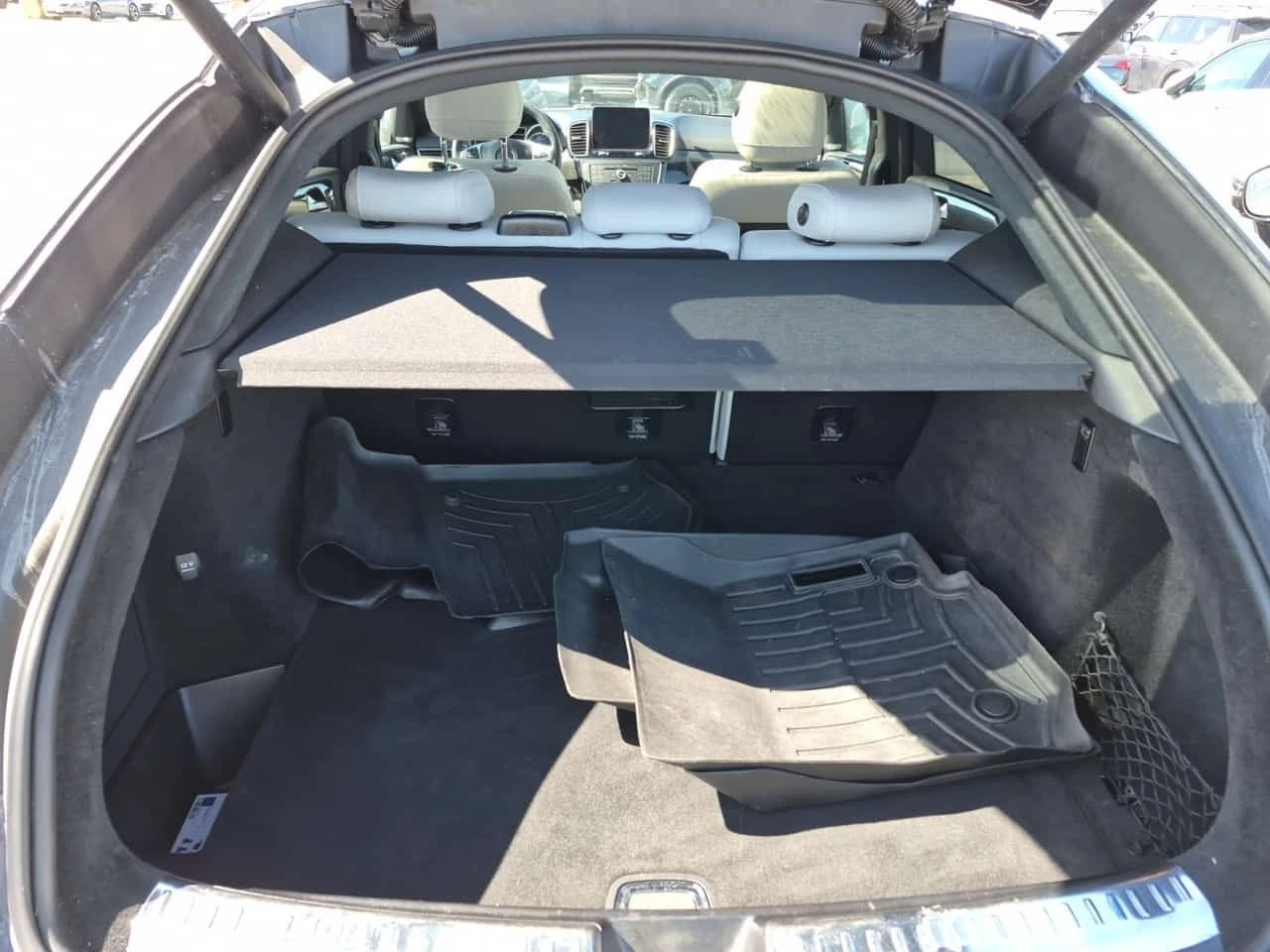 Mercedes-Benz GLE 43 AMG  COUPE | NIGHT PACK | PREMIUM | ДВА КЛЮЧА | , снимка 14 - Автомобили и джипове - 54145984