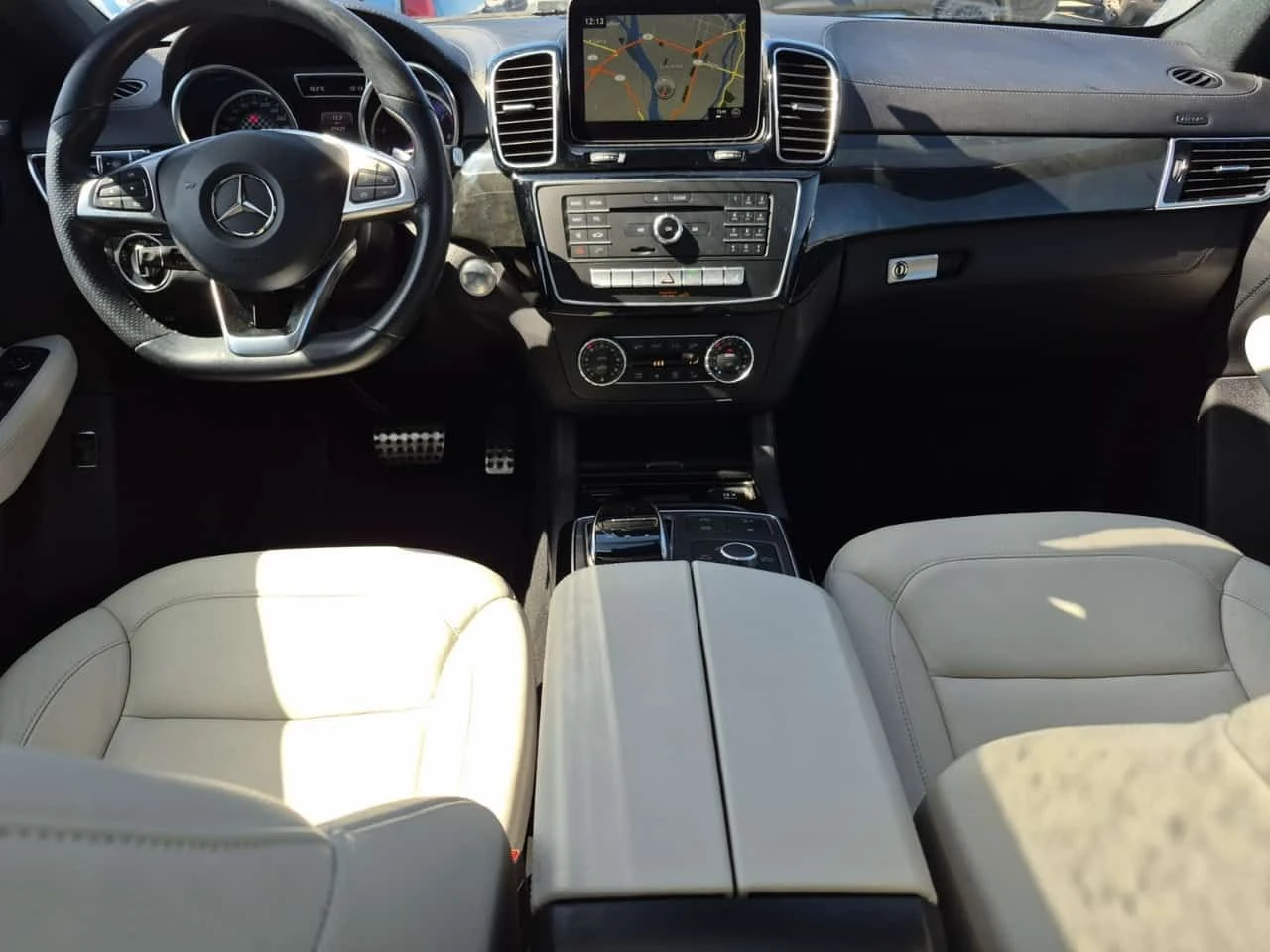 Mercedes-Benz GLE 43 AMG  COUPE | NIGHT PACK | PREMIUM | ДВА КЛЮЧА | , снимка 9 - Автомобили и джипове - 54145984