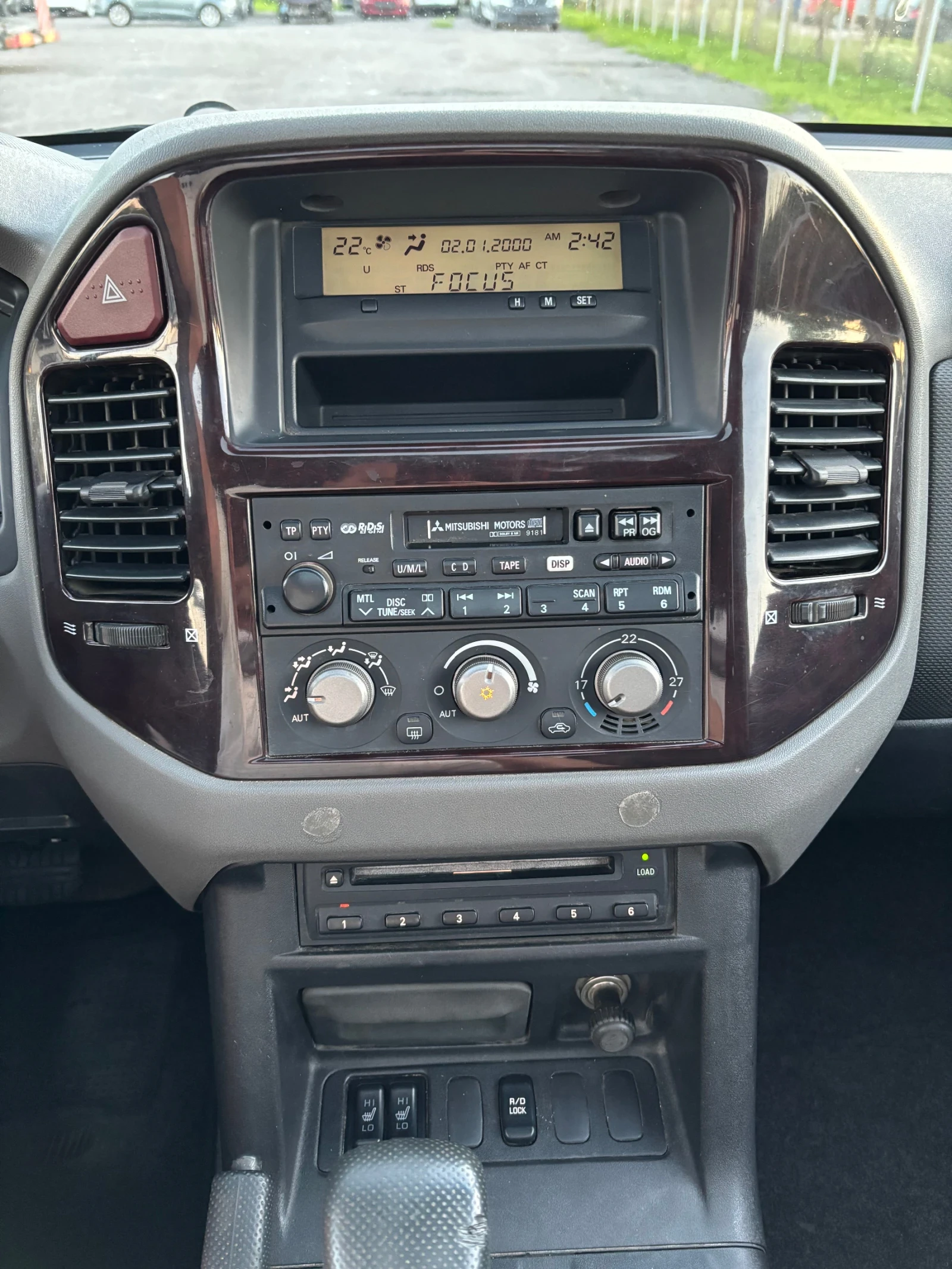 Mitsubishi Pajero, снимка 13 - Автомобили и джипове - 54809620