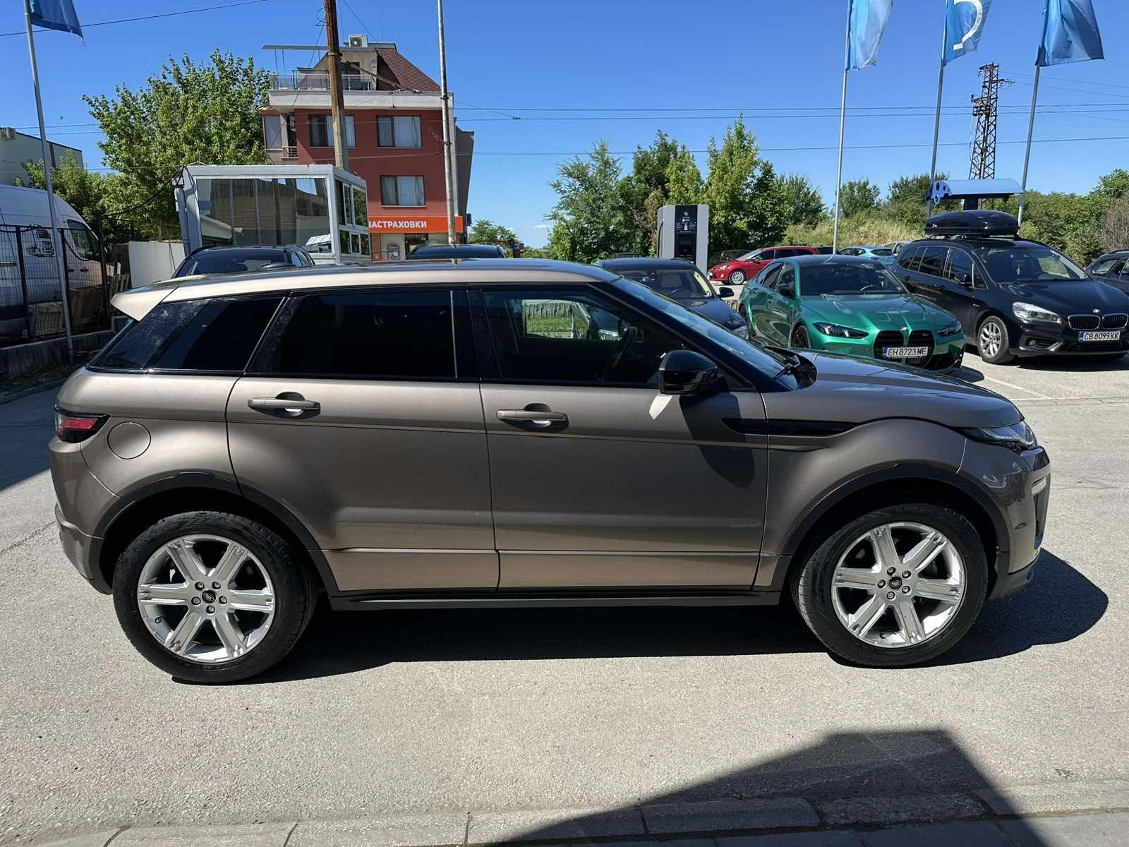 Land Rover Range Rover Evoque 2.0d, снимка 12 - Автомобили и джипове - 54955303