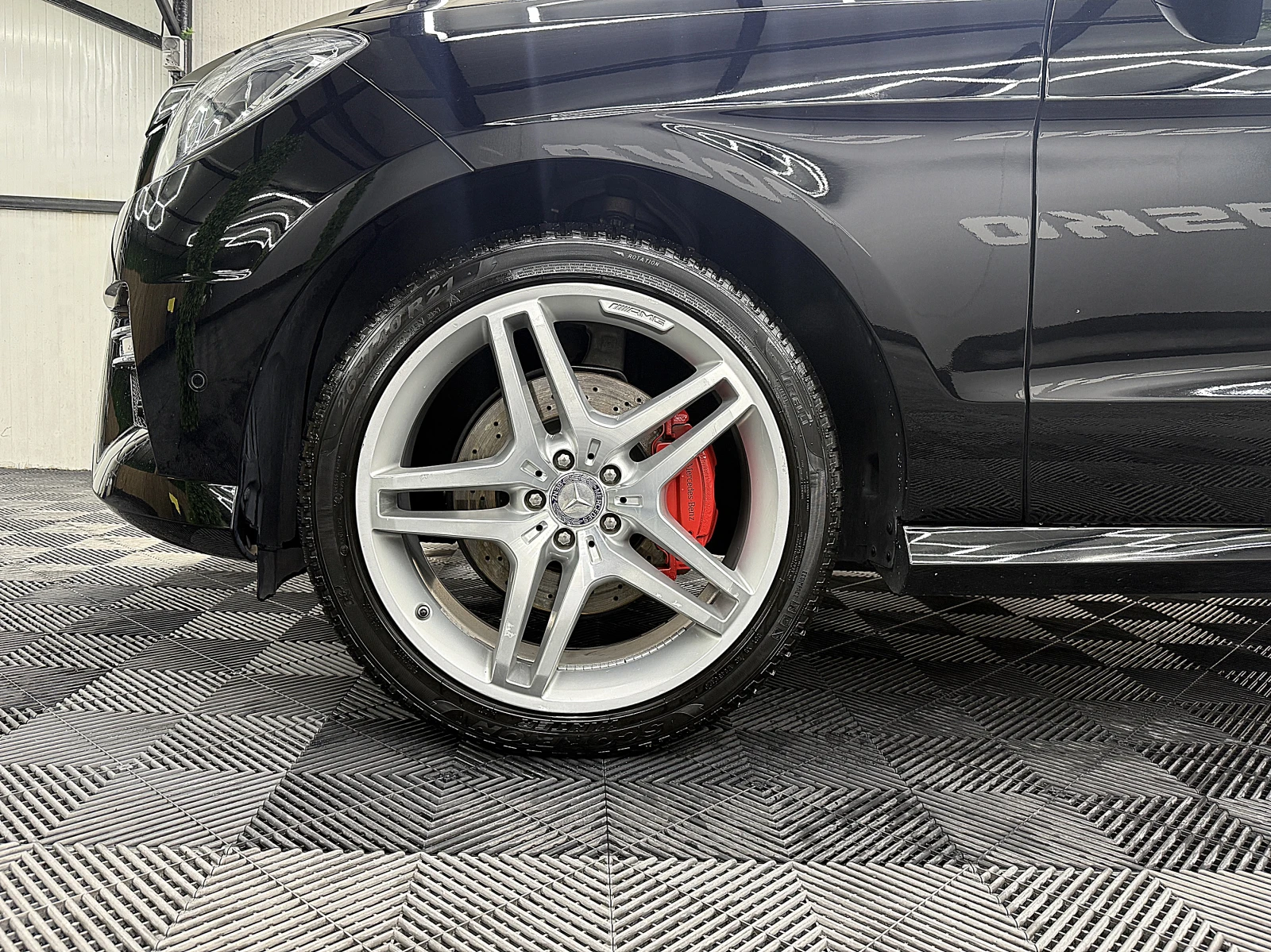 Mercedes-Benz ML 350 AMG/360-Kamera/PANORAMA/ПОДГРЕВ ОБДУХВАНЕ ЛИЗИНГ, снимка 9 - Автомобили и джипове - 55538828