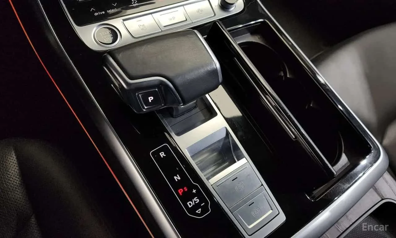 Audi Q7 TDI Quattro /ОБДУХВАНЕ/ПАНОРАМА/ДИСТРОНИК/360, снимка 9 - Автомобили и джипове - 55694821