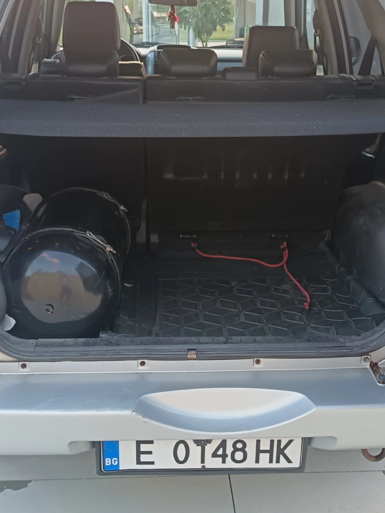 Suzuki Grand vitara, снимка 6 - Автомобили и джипове - 55722337