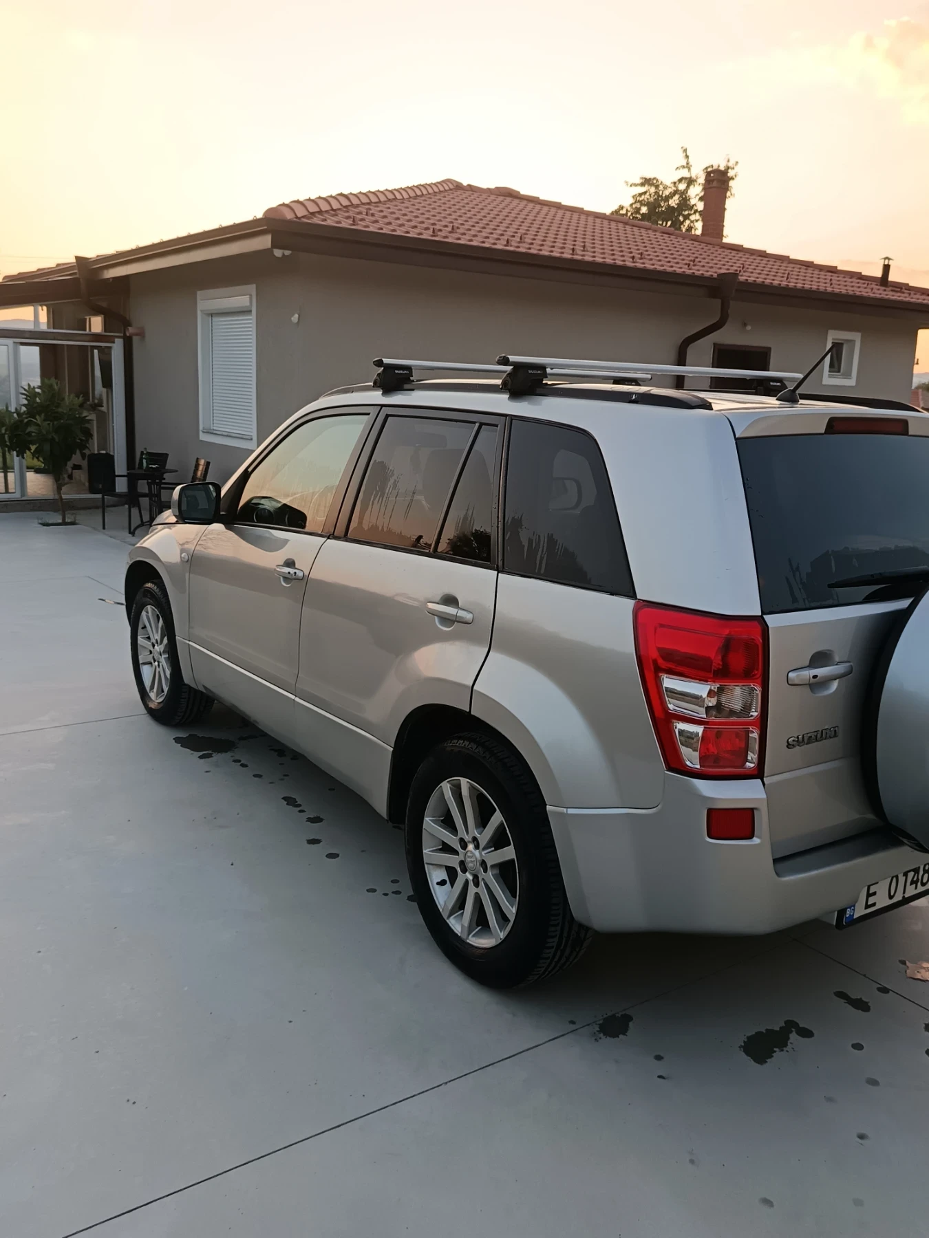 Suzuki Grand vitara, снимка 3 - Автомобили и джипове - 55722337