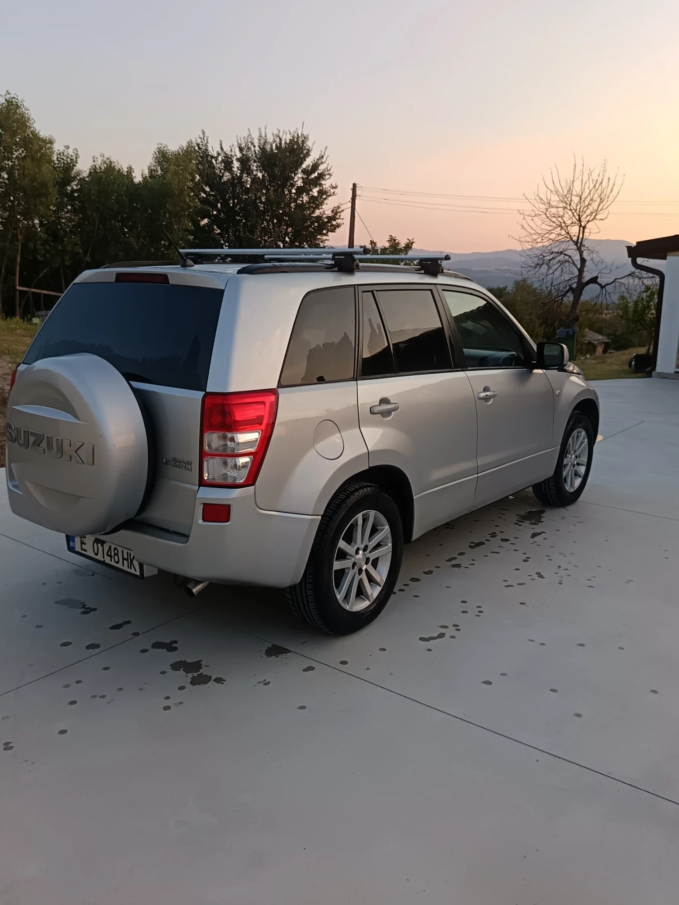 Suzuki Grand vitara, снимка 4 - Автомобили и джипове - 55722337
