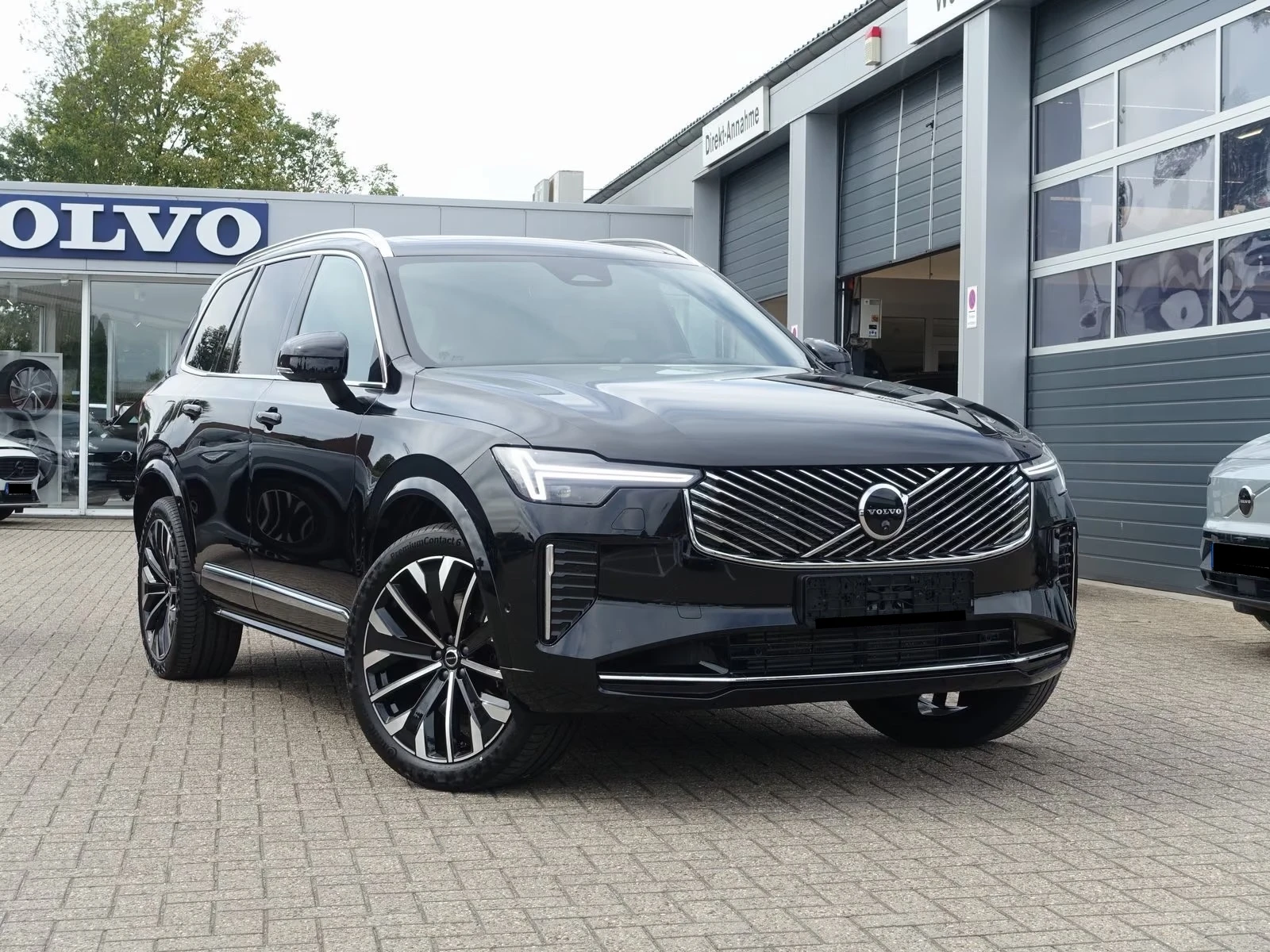 Volvo Xc90 T8 AWD Plus Bright FourC 7seats, снимка 3 - Автомобили и джипове - 55845361