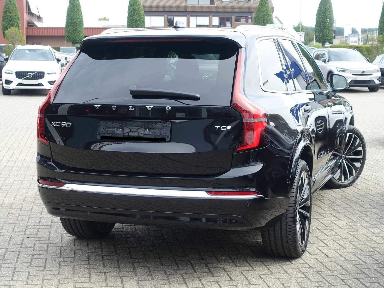 Volvo Xc90 T8 AWD Plus Bright FourC 7seats, снимка 2 - Автомобили и джипове - 55845361