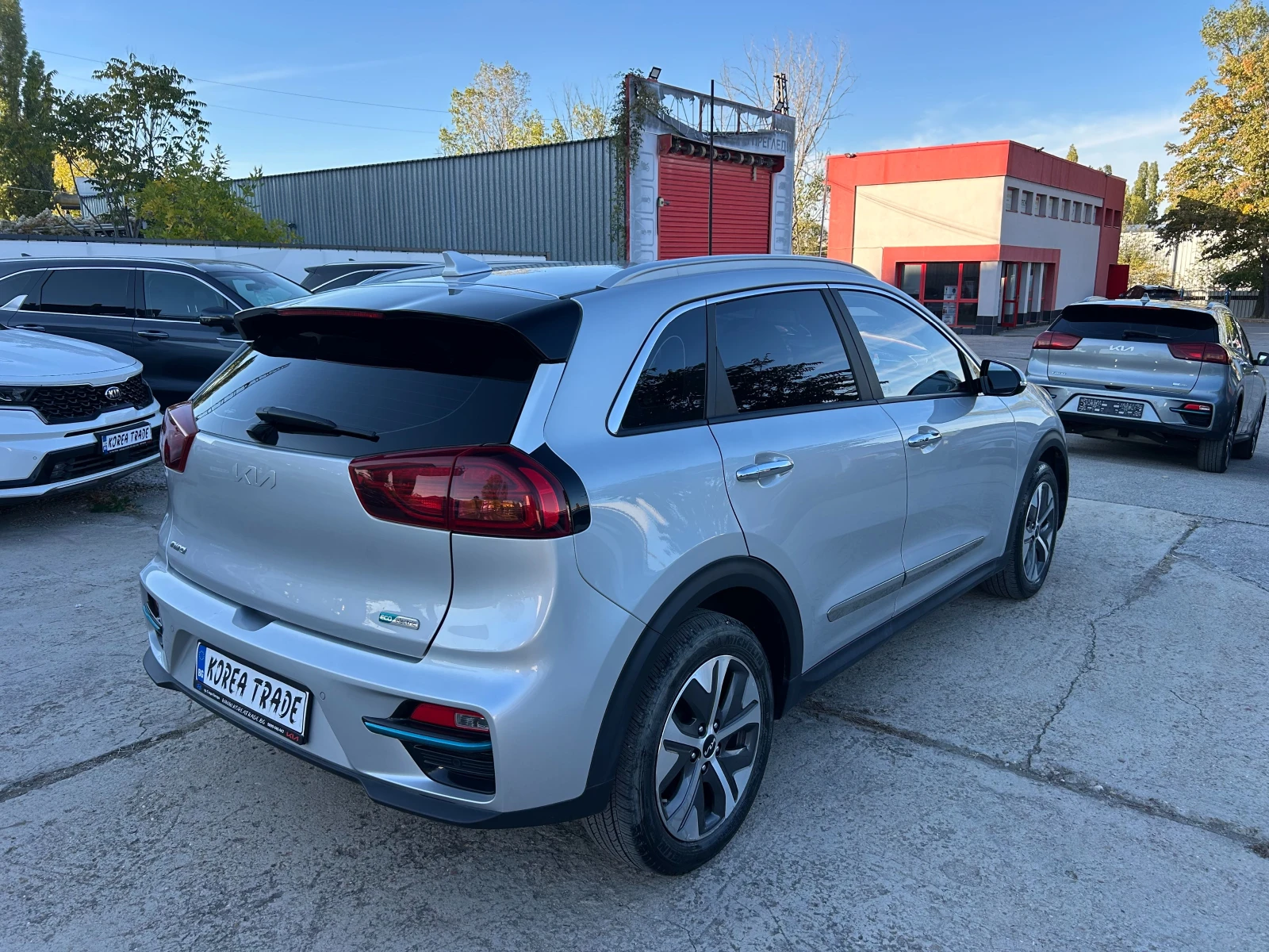 Kia Niro 64 kW, снимка 6 - Автомобили и джипове - 56368785