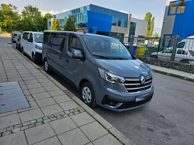 Renault Trafic Автомат, 8+ 1, 2.0, 150 к.с, снимка 2 - Бусове и автобуси - 48207887