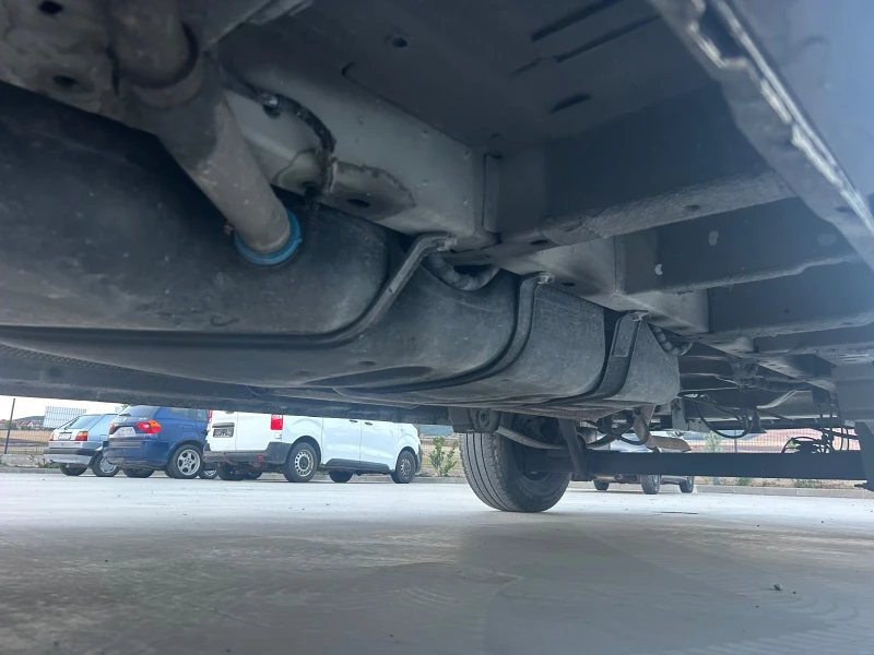 Ford Transit 2.0TDI 166 hp 2017, снимка 17 - Бусове и автобуси - 52068114