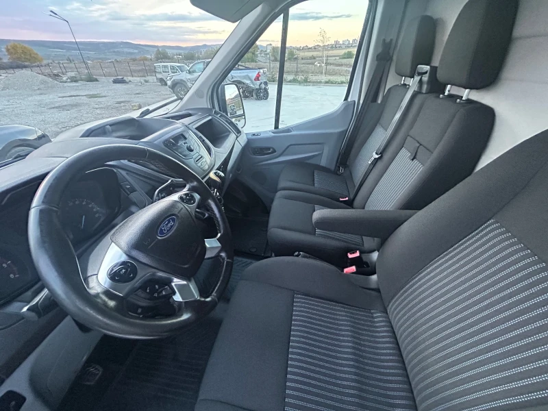 Ford Transit 2.0TDI 166 hp 2017, снимка 11 - Бусове и автобуси - 52068114